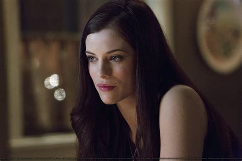 helena from arrow|jessica de gouw leaving arrow.